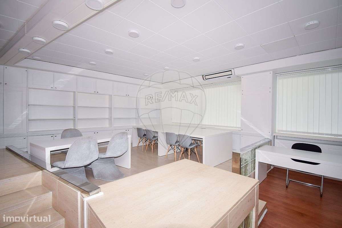 Loja  para arrendamento - Grande imagem: 2/21
