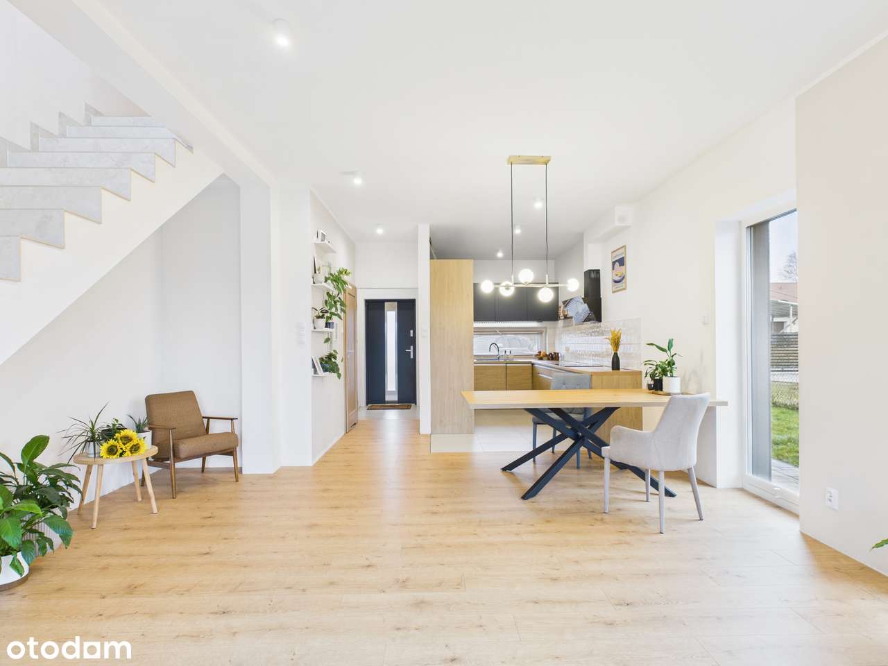 Dom w zabudowie bliźniaczej z ogrodem w Rąbieniu - Pełny obrazek: 5/16