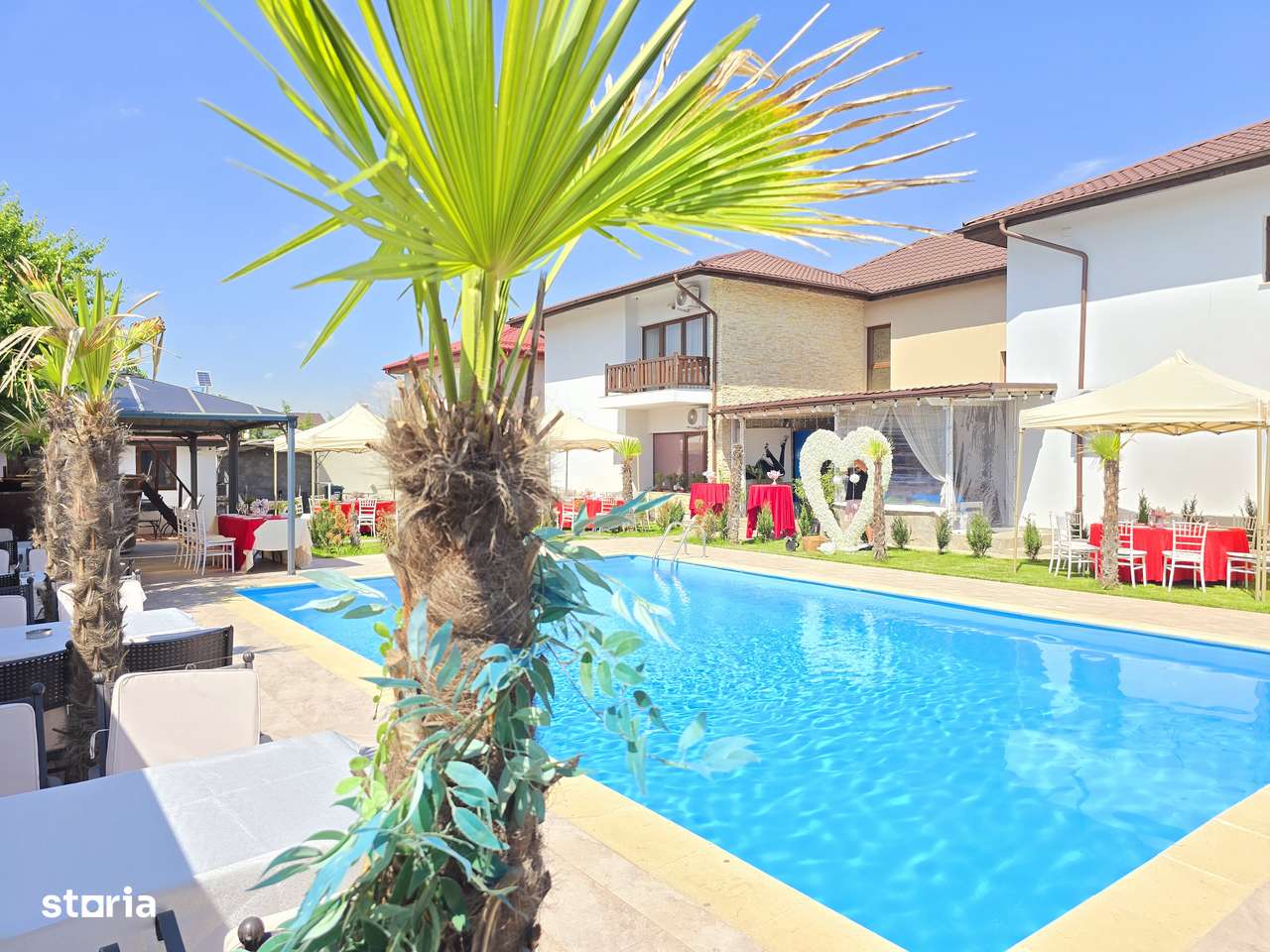 Vila petreceri-Piscina-Casa de inchiriat-Petrecere-Evenimente - Imagine principală: 1/20