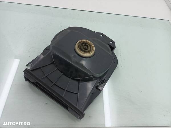 Subwoofer BMW SERIA 3 F30 2.0 D   N47D20C 2012-2018  9210148 - 4