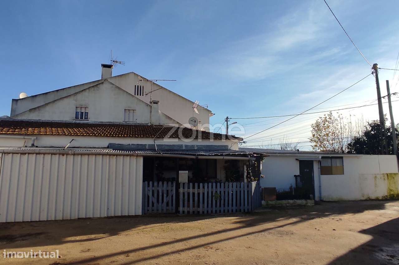 Moradias e terreno a venda. Oportunidade de investimento-7