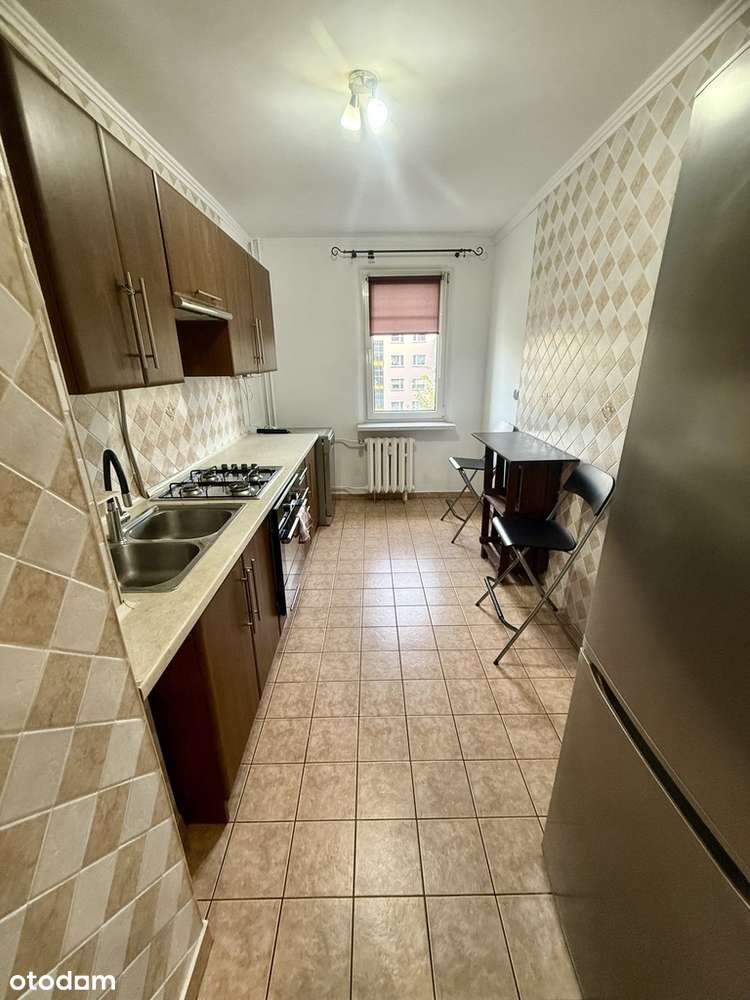 Wyremontowane mieszkanie – 2 piętro,loggia-5