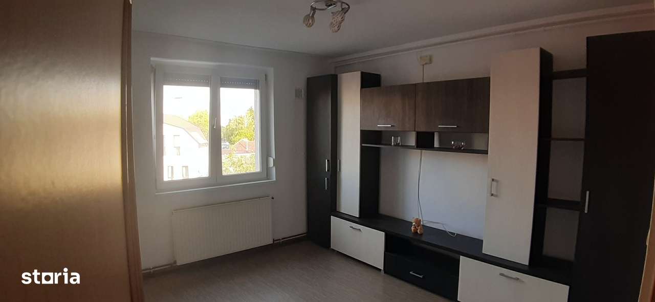 Exclusivitate! Vindem 2 camere Bisericii Romane-0