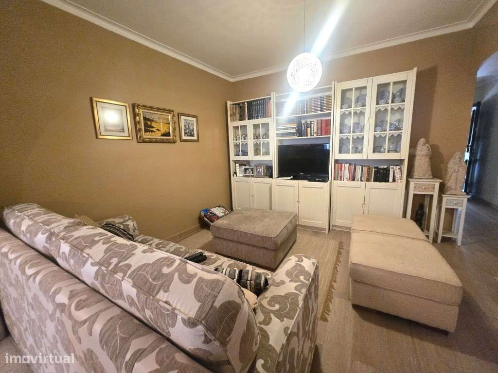 Excelente Moradia T6 com Quintal e Garagem - Próxima de Alter do Ch...-12