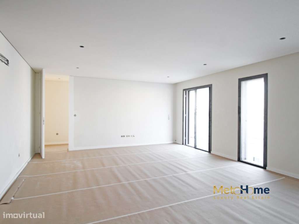 T3 com Terraço Novo - Último andar-7