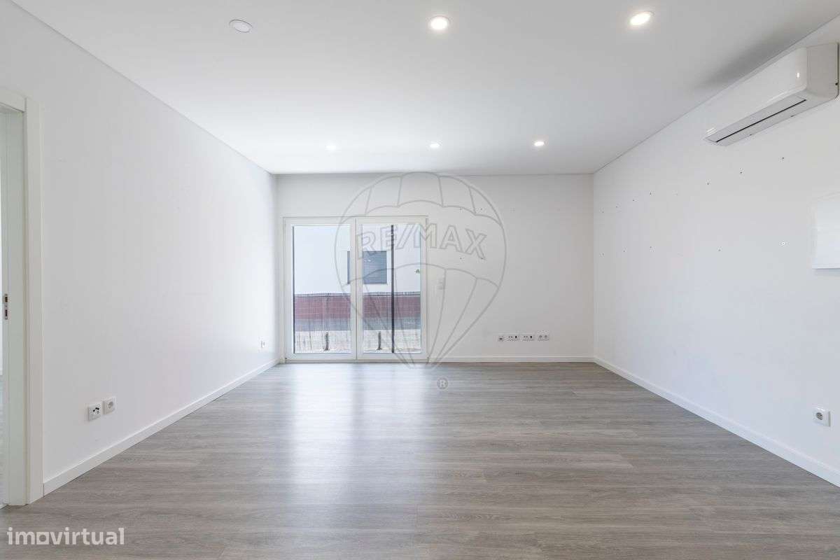 Apartamento T2 para arrendamento - Grande imagem: 5/14