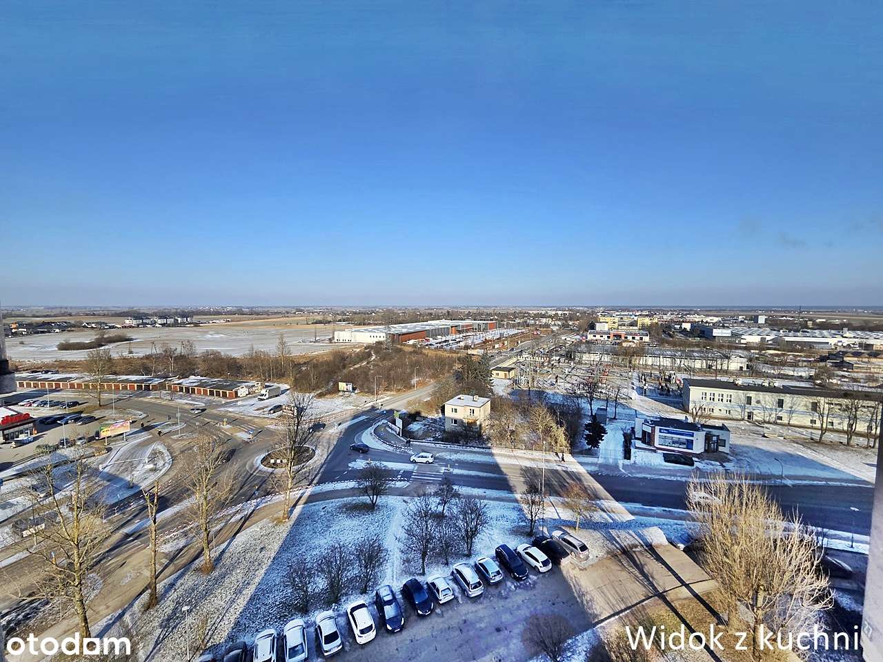 Słoneczne i z widokiem na panoramę miasta-14