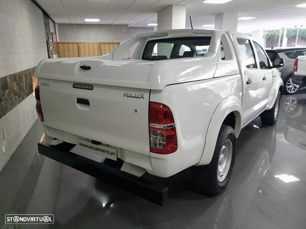 Toyota Hilux 2.5 D-4D 4WD CD - 4