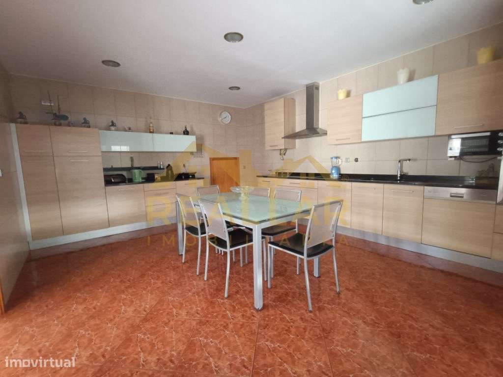 Maravilhosa Moradia T5 em Gondifelos - Vila Nova de Famalicão - Grande imagem: 4/41