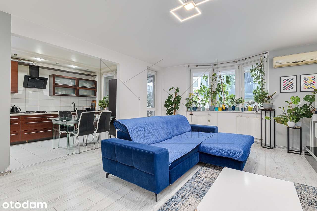 Przestronny, 3 pokojowy, dwustronny apartament na zamkniętym osiedlu!-0