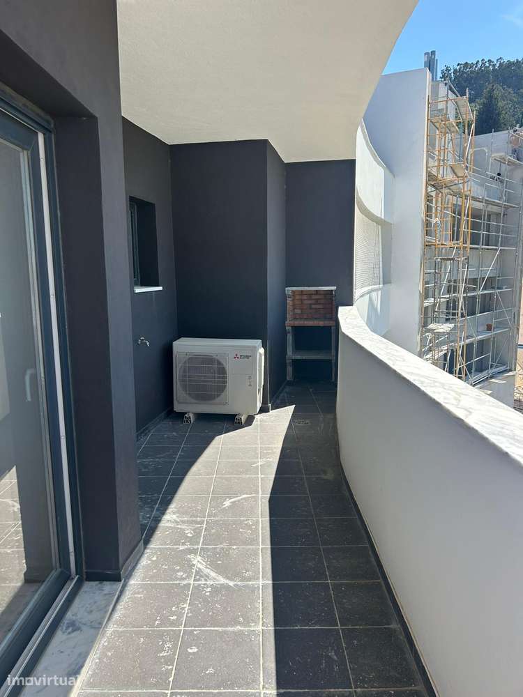 T3 +1 Duplex NOVO no Empreendimento Varandas do Pinheiro-8