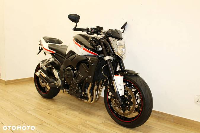 Yamaha FZ - 2