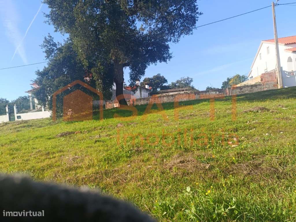 Terreno em Lote Urbano - Grande imagem: 2/4