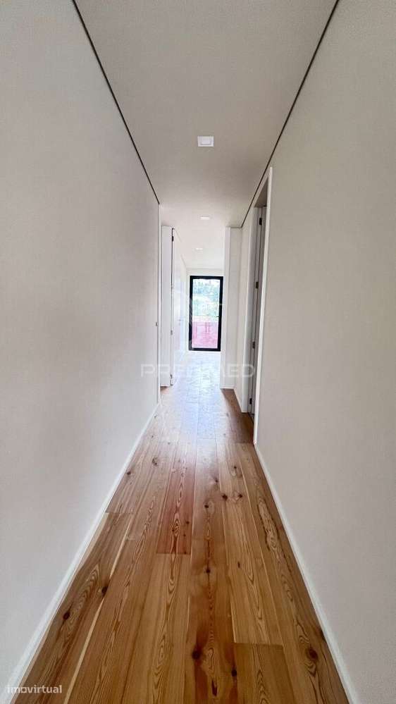 Apartamento T2 NOVO em Creixomil - Próximo ao Hospital - Grande imagem: 5/12