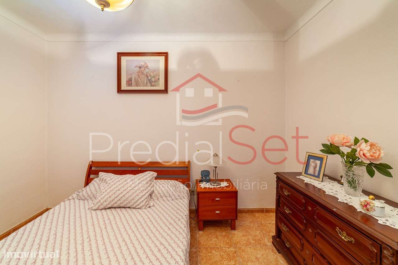 Moradia T4 em Quintinha - Palmela-54