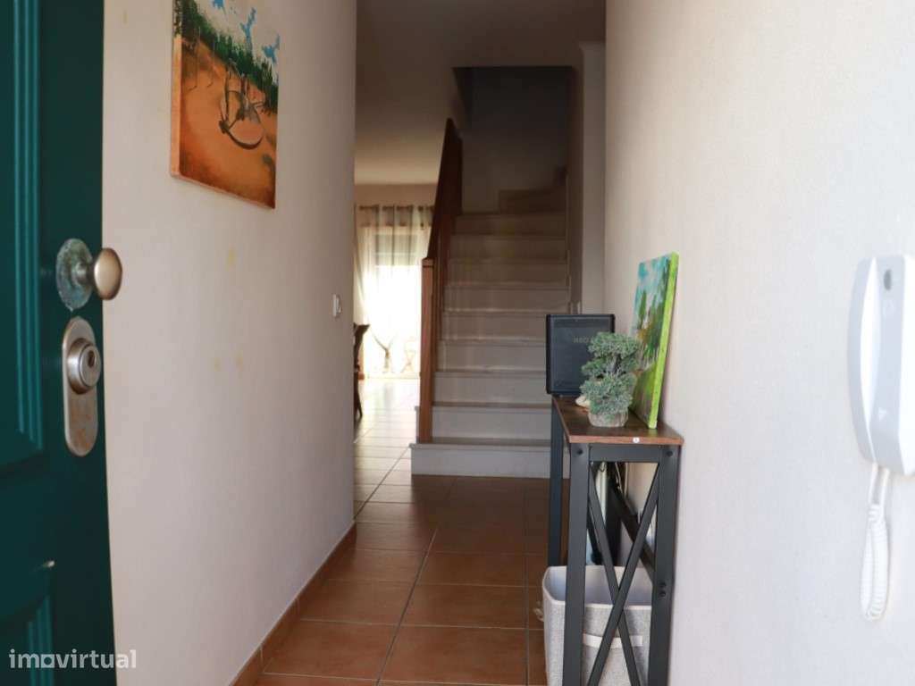 Apartamento T1+2 Duplex, em condomínio fechado, a 2 minutos da praia-18