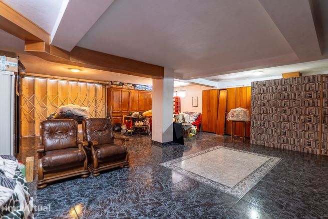 Moradia T3 com jardim Penafiel-19