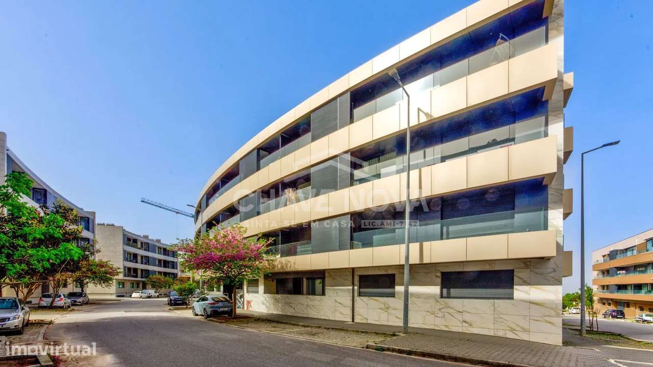 Apartamento T3 Novo em Madalena – Exclusividade e Conforto-1