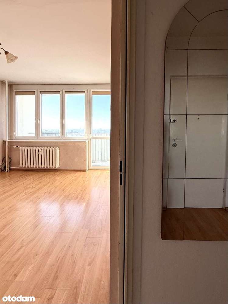 Dwa pokoje, oddzielna kuchnia, panoramiczny widok, balkon typu loggia-2