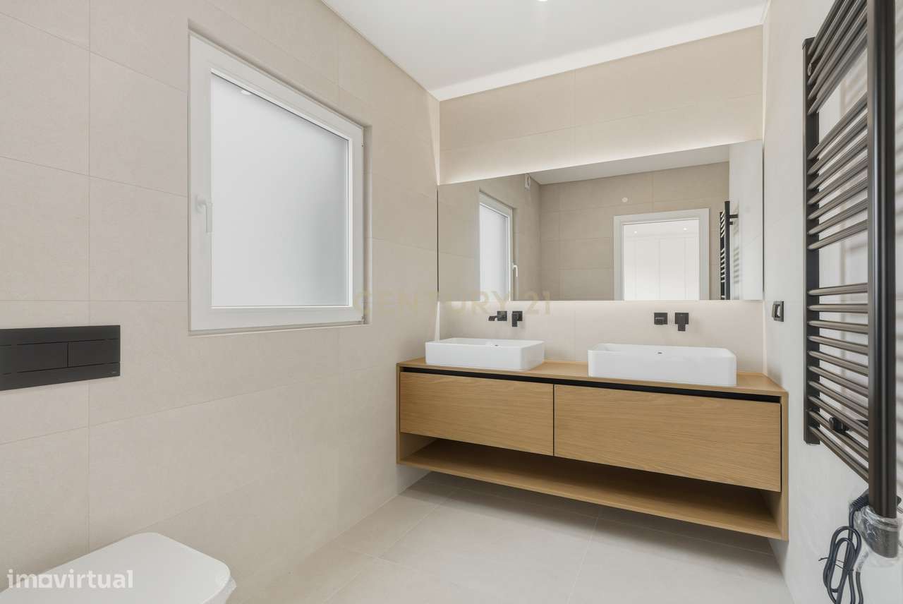 Luxuosa Moradia T4 com Vista Mar em Silveira, Torres Vedras-13