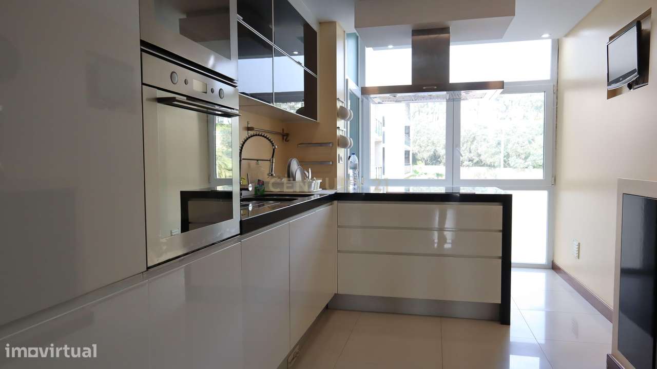 Apartamento T2 para arrendamento  em Condomínio Fechado - Grande imagem: 5/34