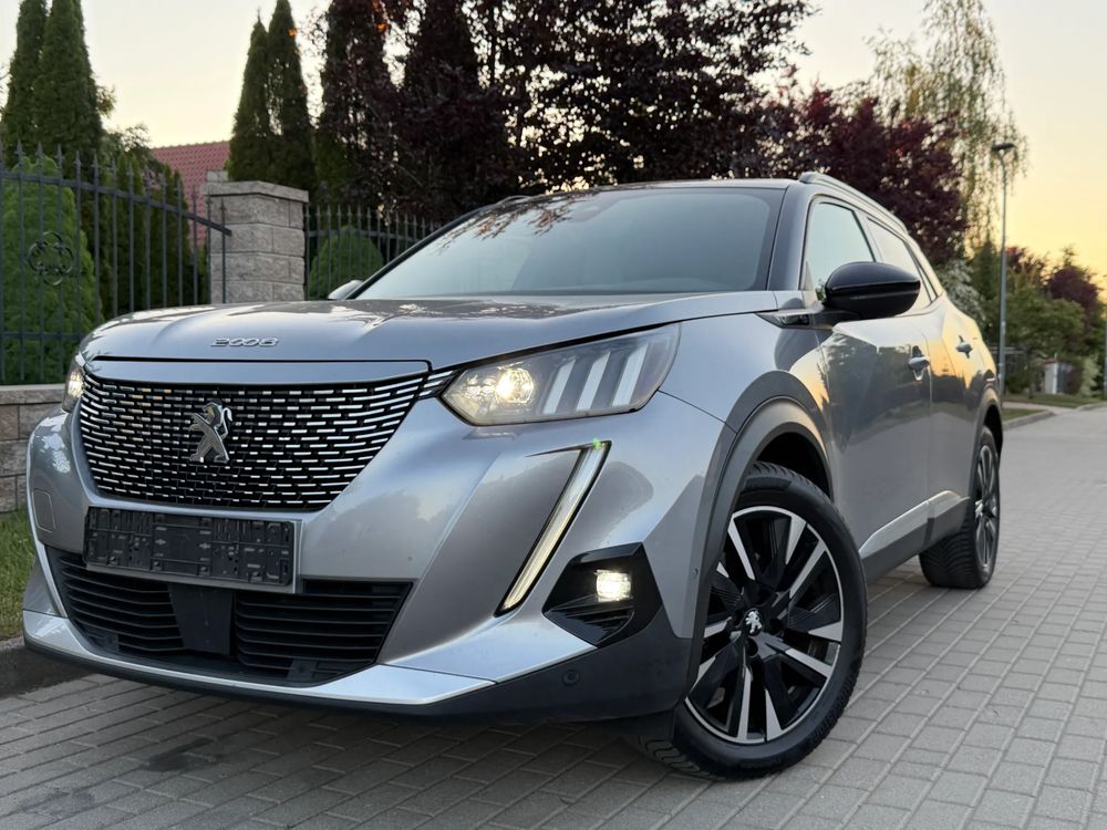 Peugeot 2008 II 136 GT 2020