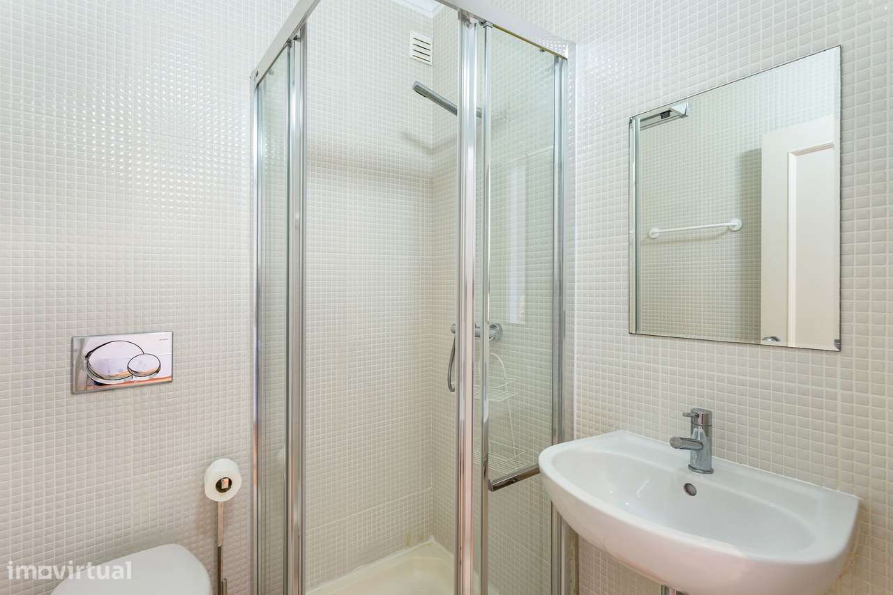 Fantástica moradia em banda a pé da praia-20