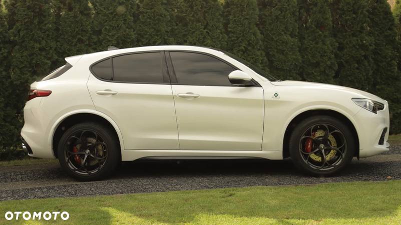 Alfa Romeo Stelvio 2.9 V6 Bi-Turbo Quadrifoglio Q4 - 18