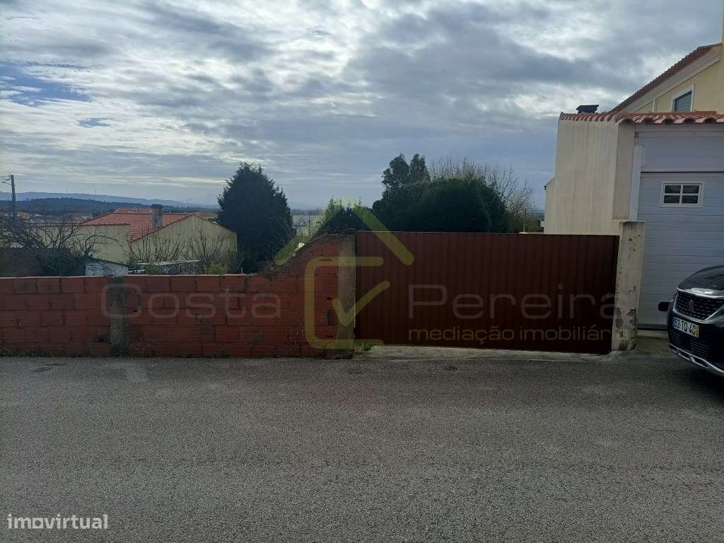 Terreno no Centro de Campelos - Grande imagem: 4/5