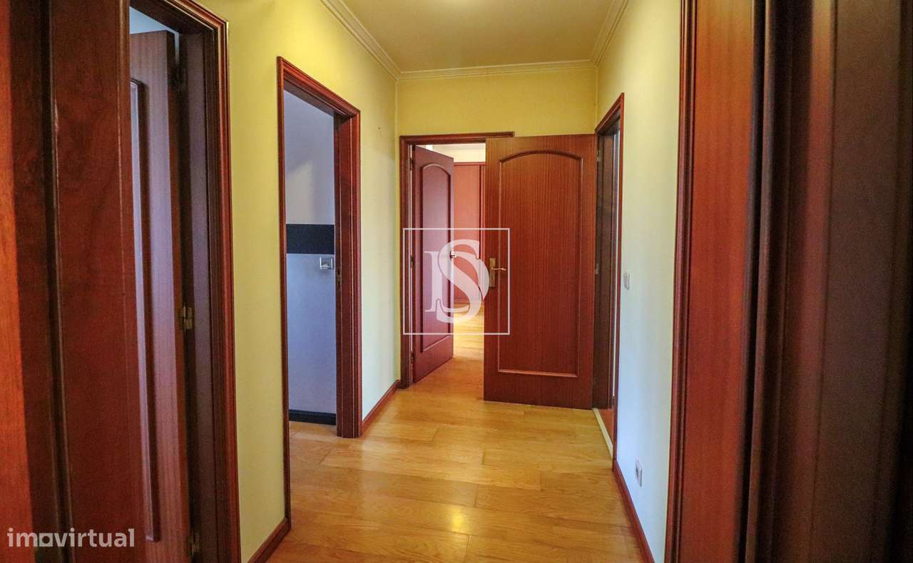 Apartamento T3 com suíte, em Sanguedo-8
