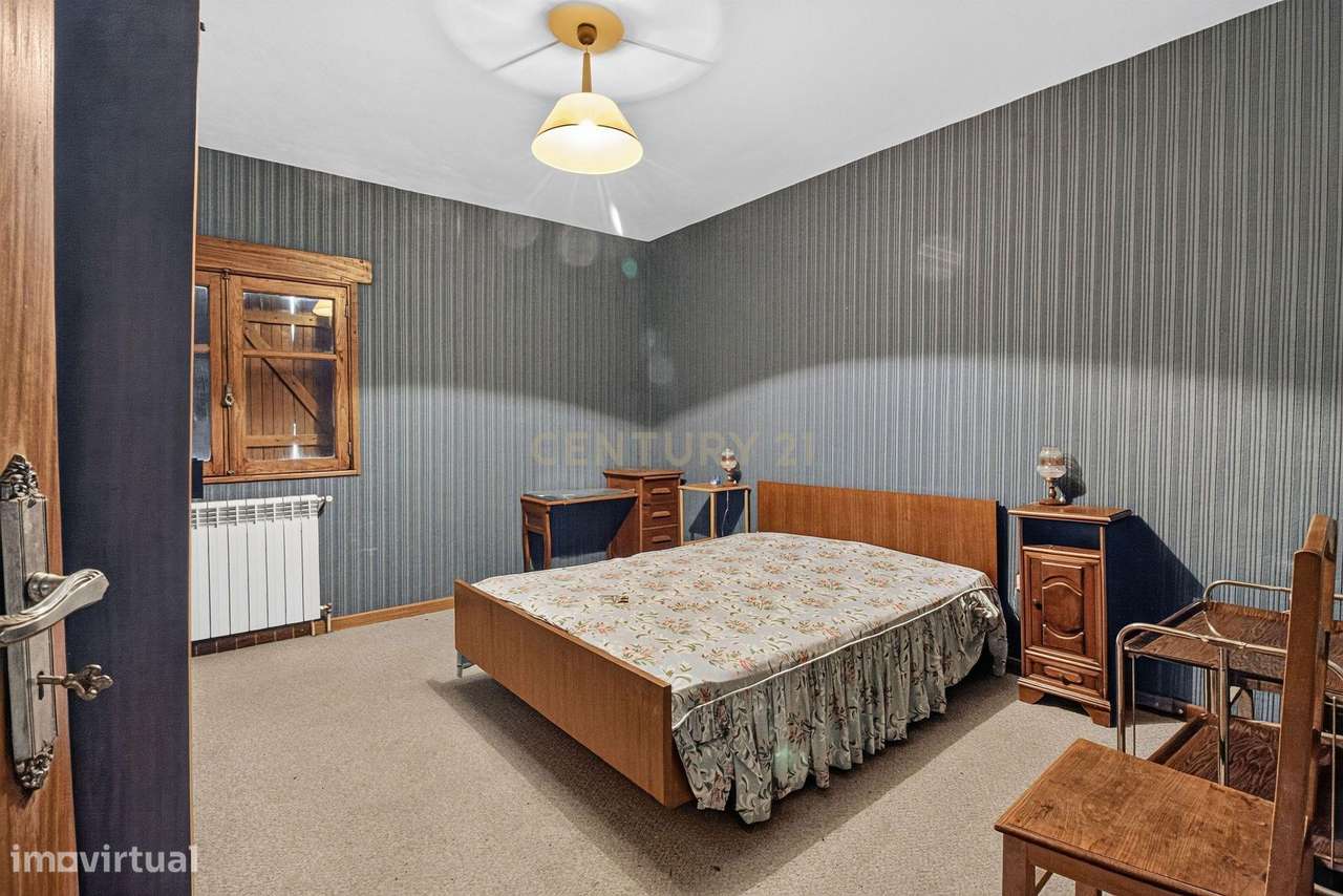 Casa BI- Familiar em Quintanilha, Bragança-31