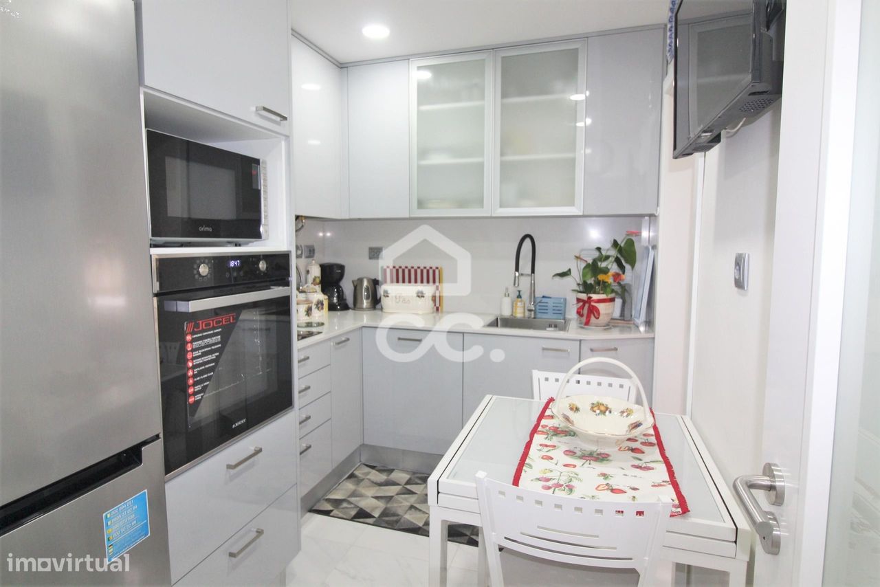 Apartamento T2 na Cruz de Pau, Amora