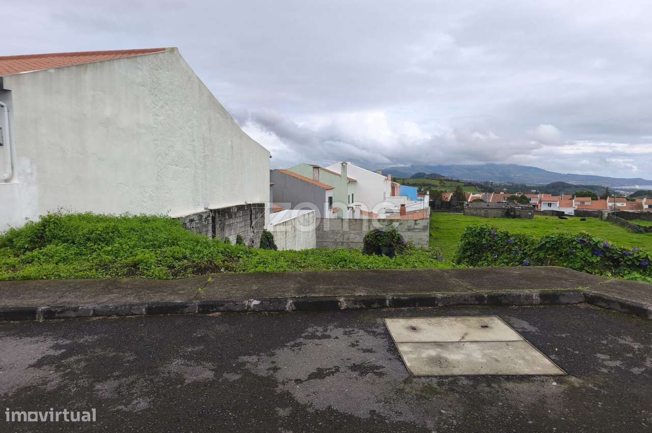 Terreno Urbano com Vista Mar e Campo – Fajã de Cima, Ponta Delgada - Grande imagem: 2/11