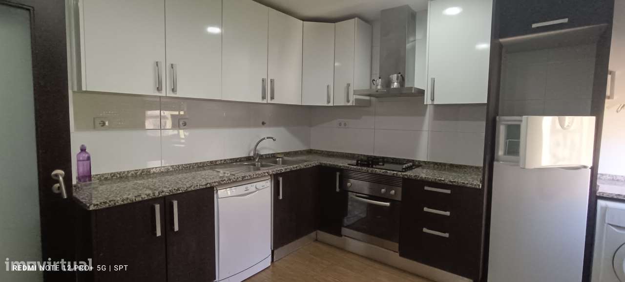 Castanheira do Ribatejo-T2 coz/equipada/varanda 1 andar - Grande imagem: 2/16