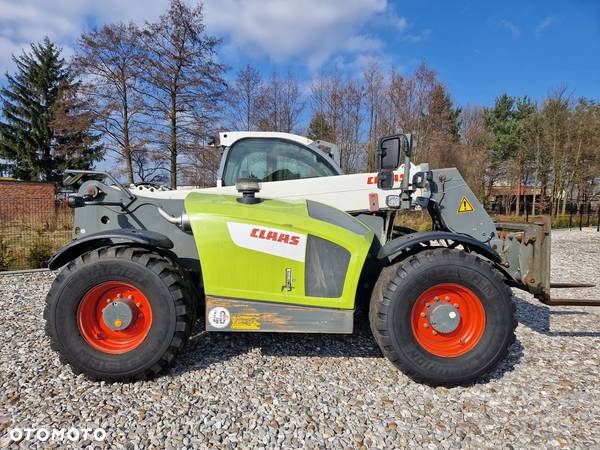 Claas SCORPION 7055 - 26