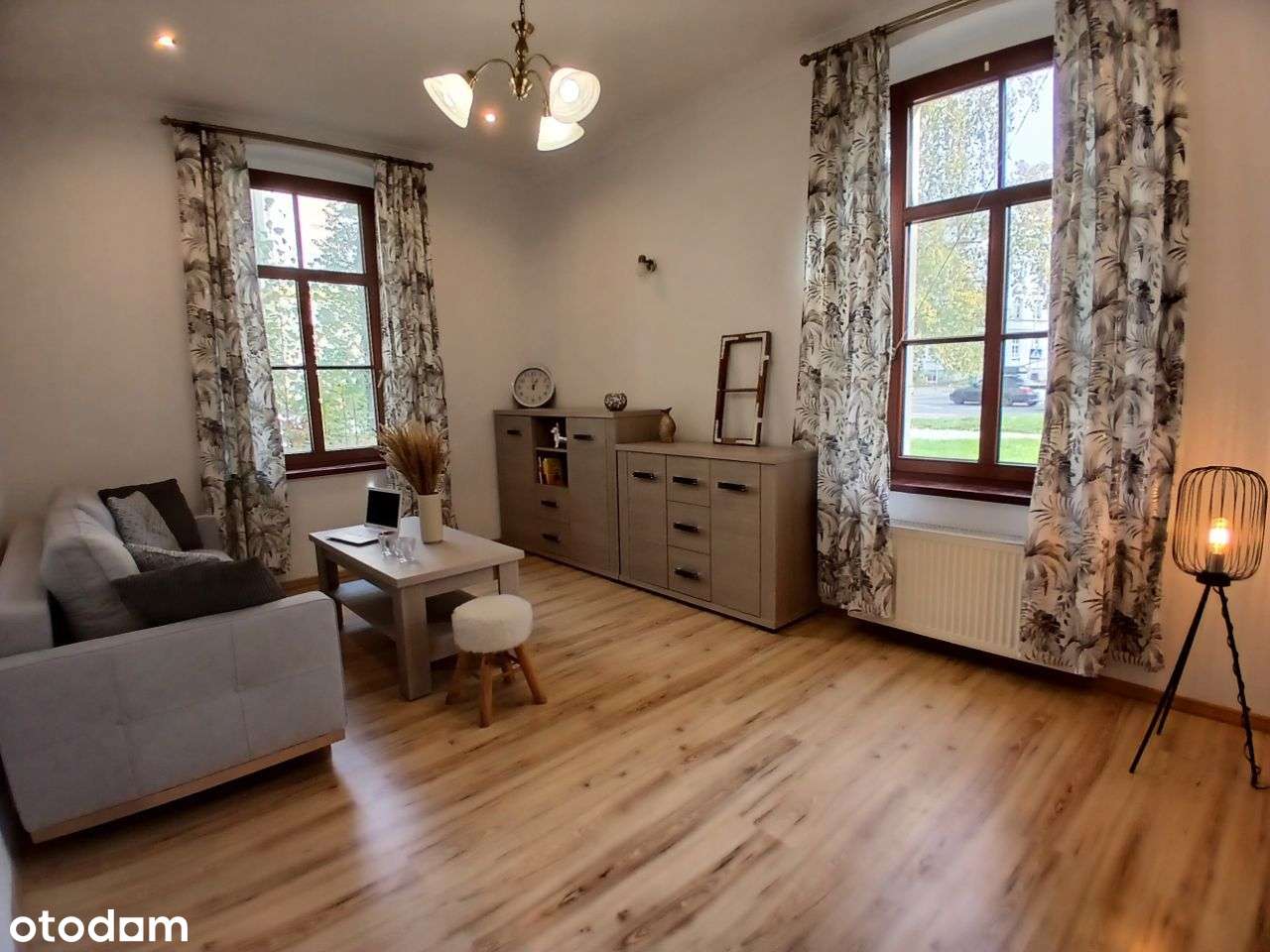 0%prow. 3pokojowe mieszkanie w sercu Jeleniej Góry-2