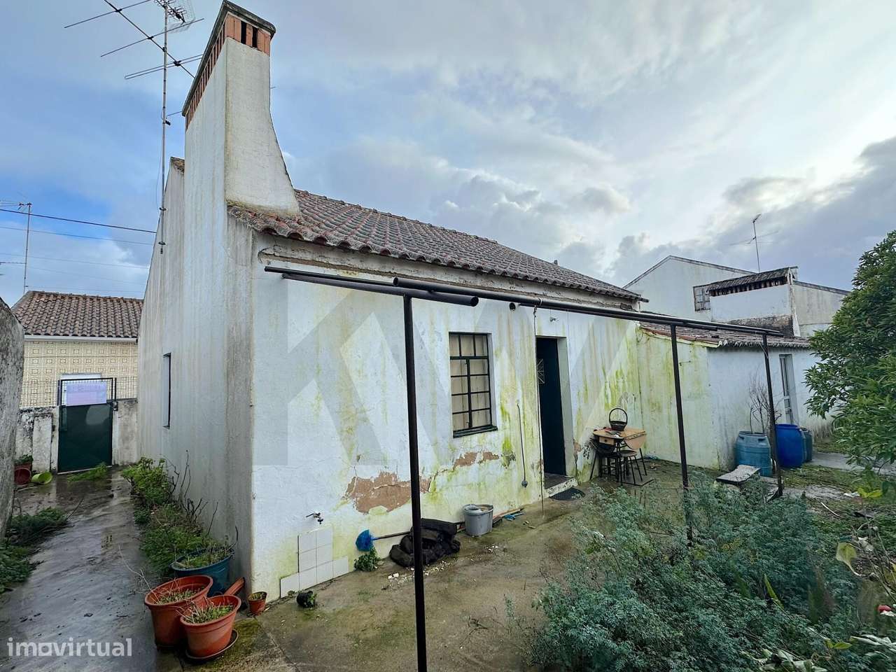 Propriedade de 410m2 com 2 Moradias e 1 garagem independente I Pego - - Grande imagem: 5/41