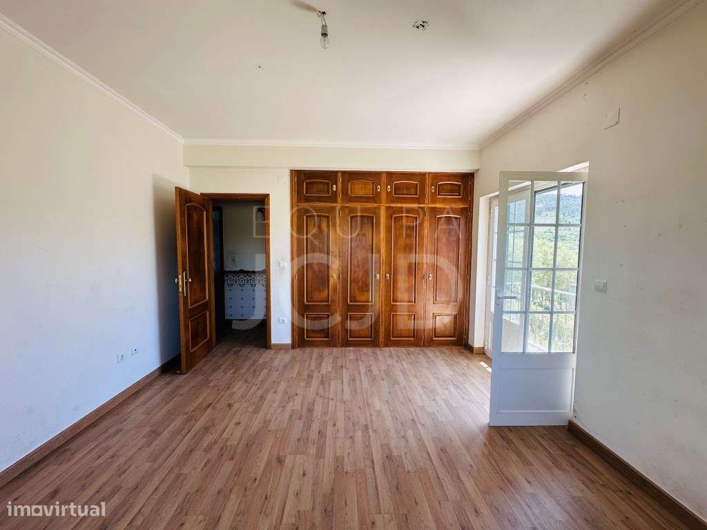 Moradia T5 com Garagem e Terreno Amplo - Quinta do Pinheirinho, San...-23