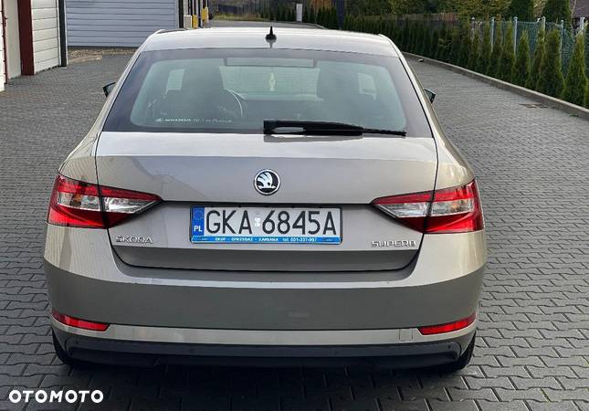 Skoda Superb - 9