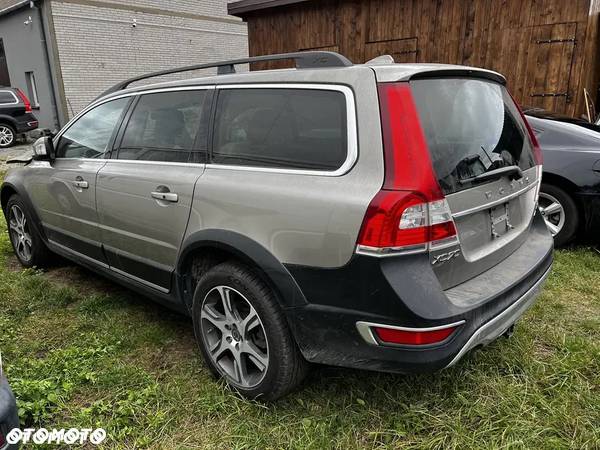 Volvo XC 70 T6 AWD Dynamic Summum - 8