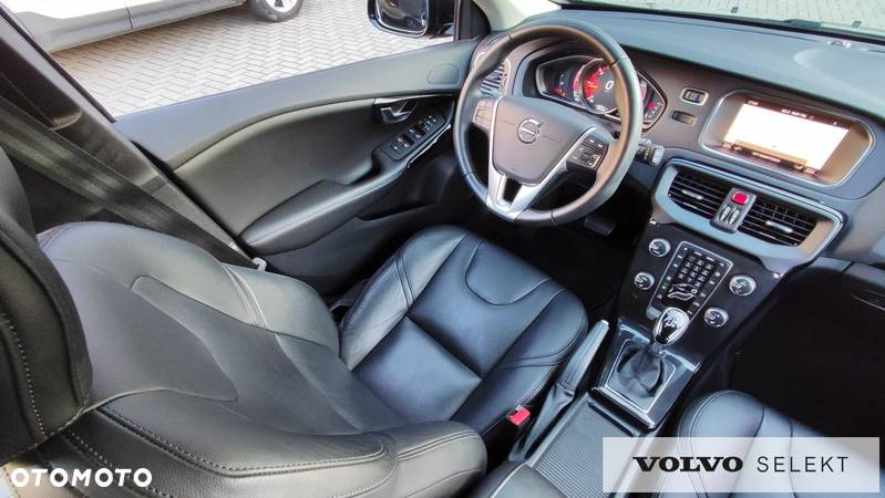 Volvo V40 - 12