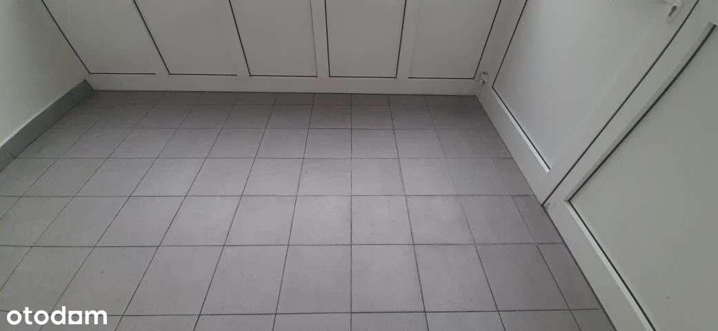 M-3 Mokotów z tarasem, garażem i komórką.-10