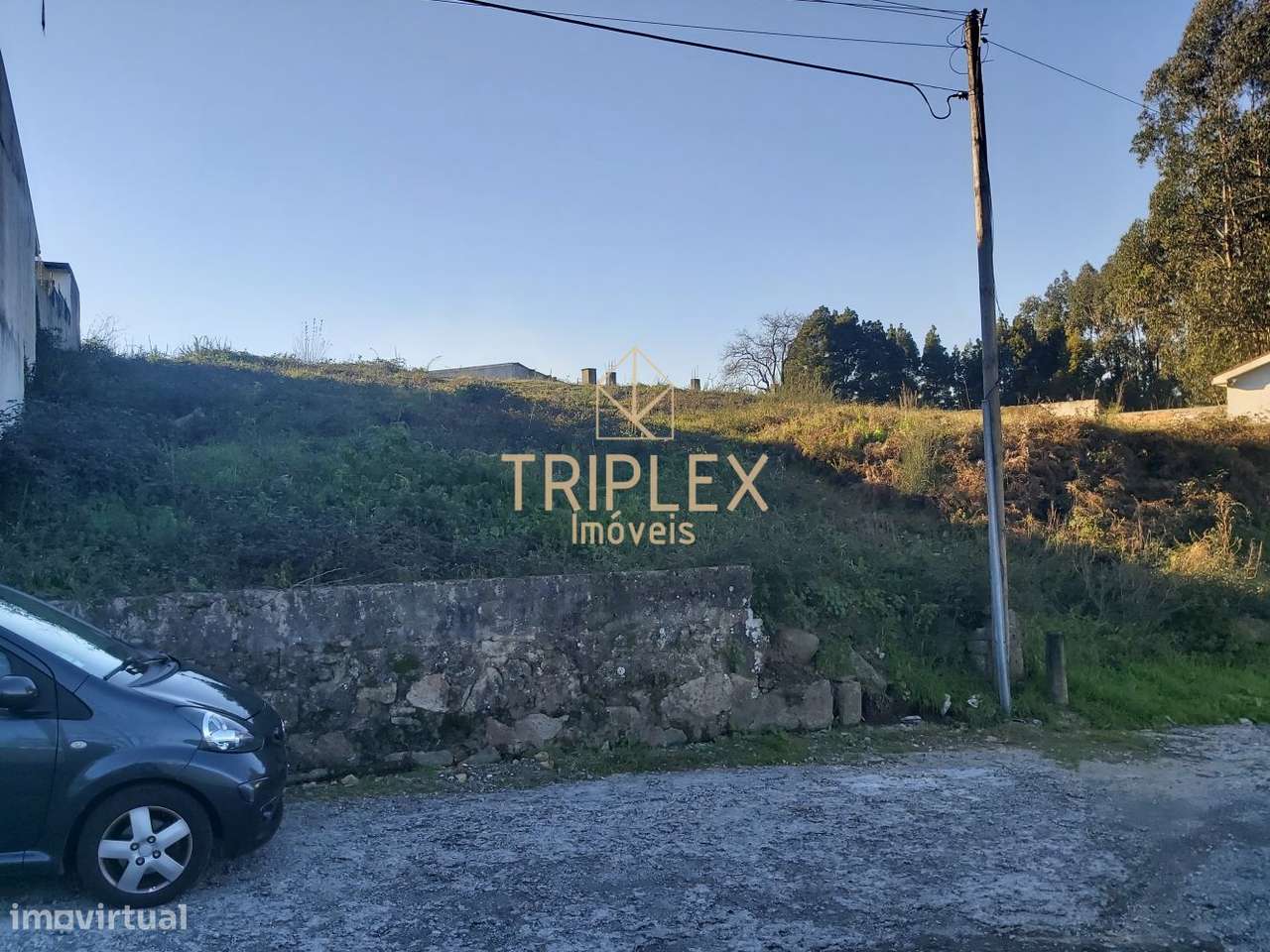 Terreno com vistas desafogadas, Uma ou Duas Moradias-3