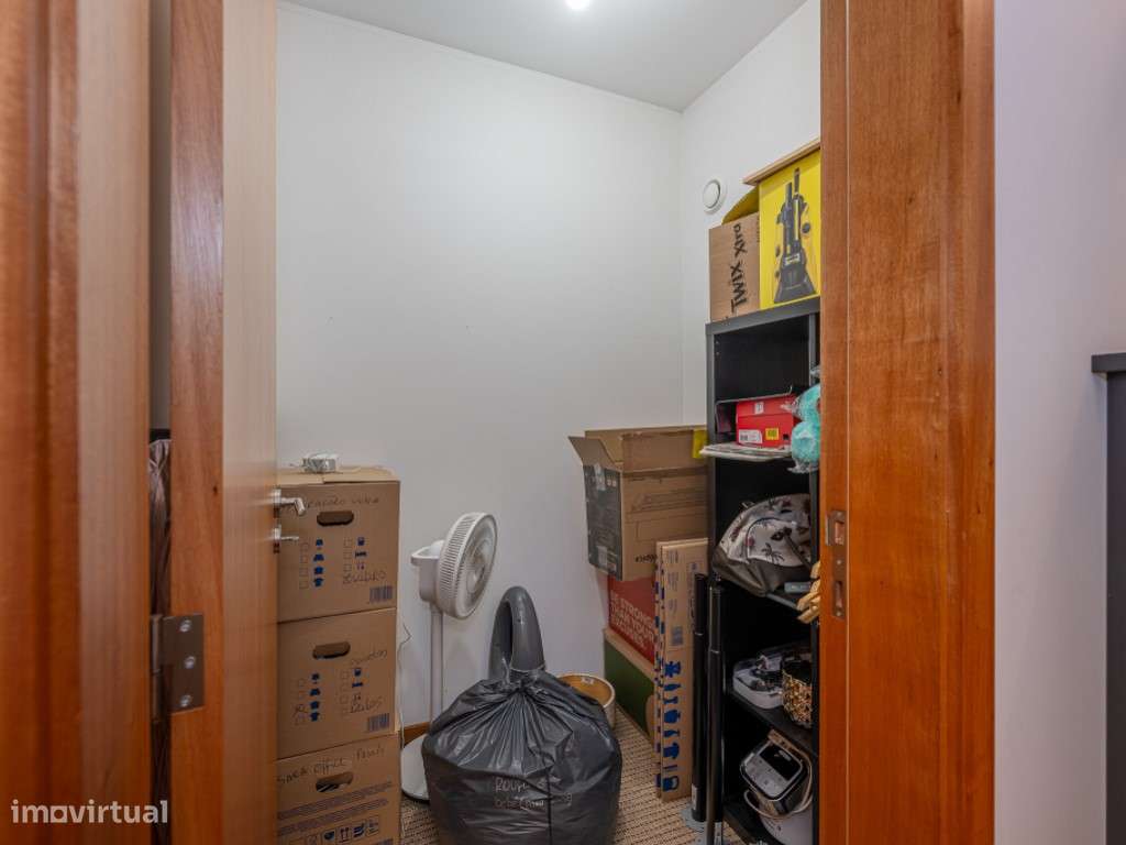 APT T2+1 | QUINTA DA SEARA | ÚLTIMO PISO | GARAGEM | ARRUMO-24