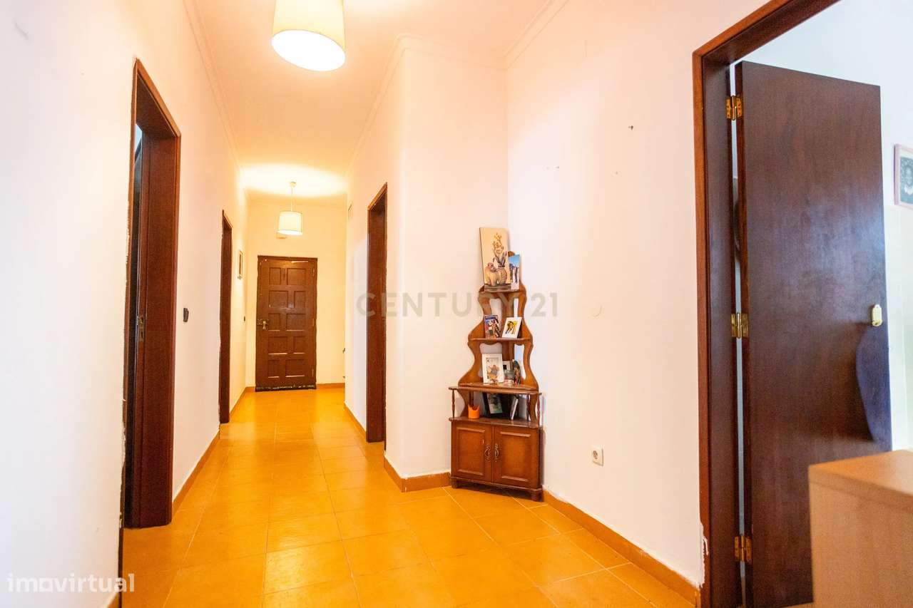 Moradia T3 Independente em Lote de 385 m² – Quinta do Conde, Sesimbra-10