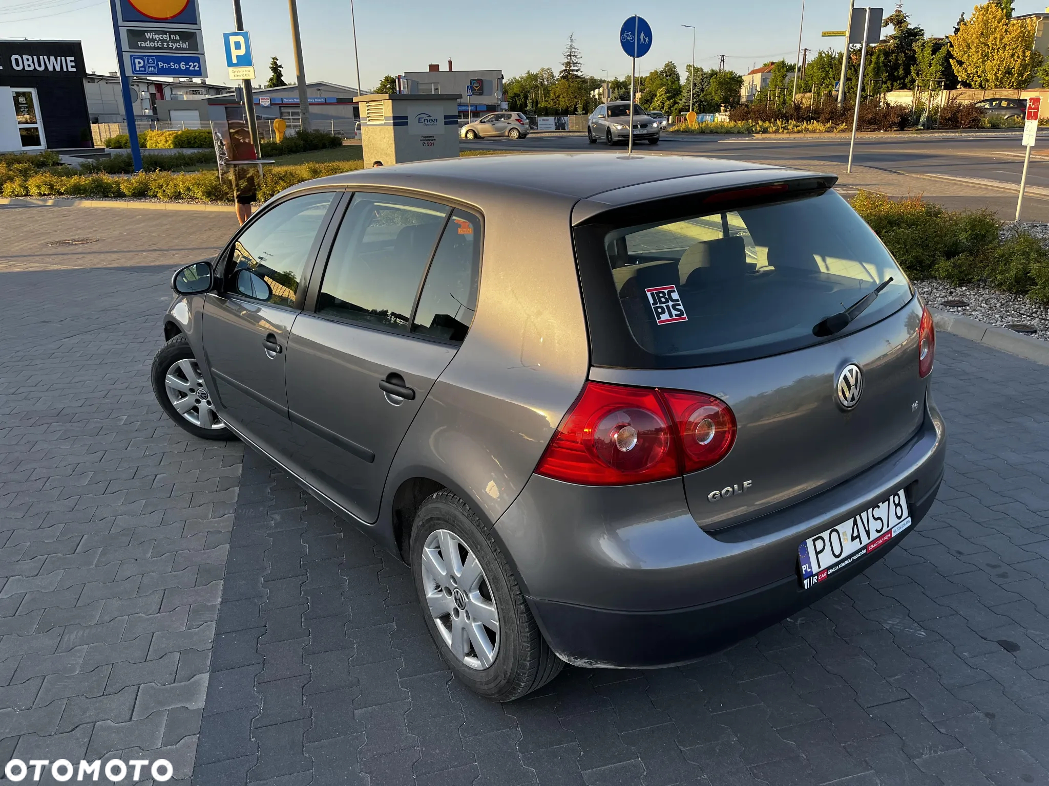 Volkswagen Golf - 4