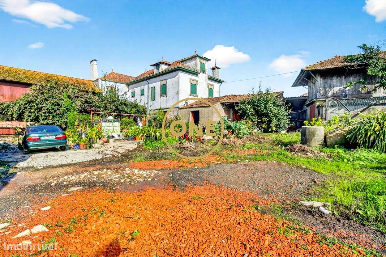 Quinta com 1.9 Hectares no Castêlo da Maia-16