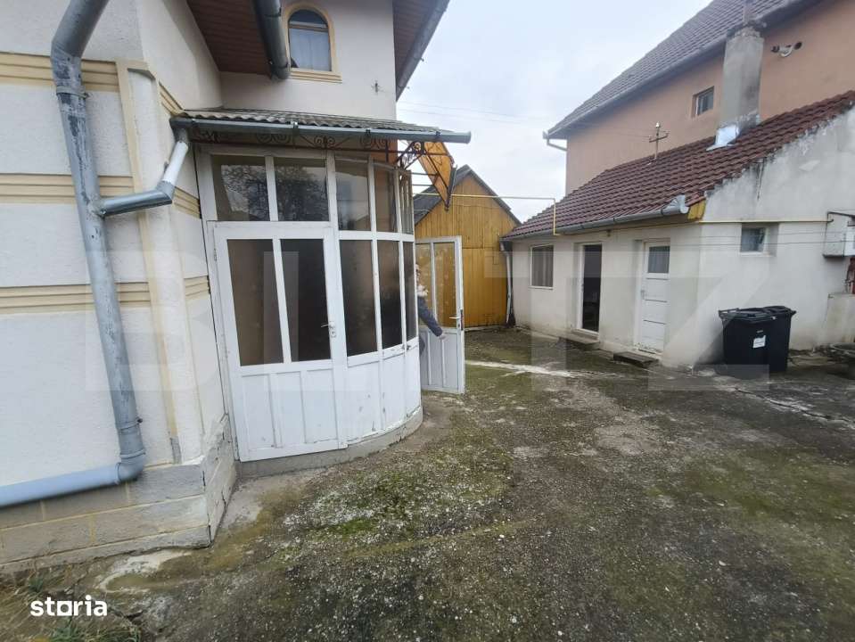 Casa 50 mp cu 2 camere + anexa, garaj si teren 719 mp zona Lidl - Imagine principală: 2/7