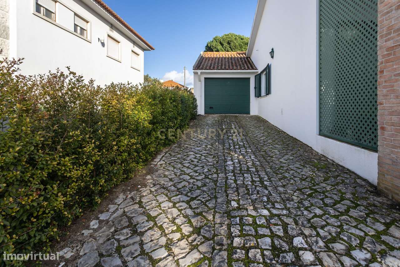 Moradia T4 + Apartamento T1, Piscina de Água Salgada – Zona Premium  S - Grande imagem: 3/60