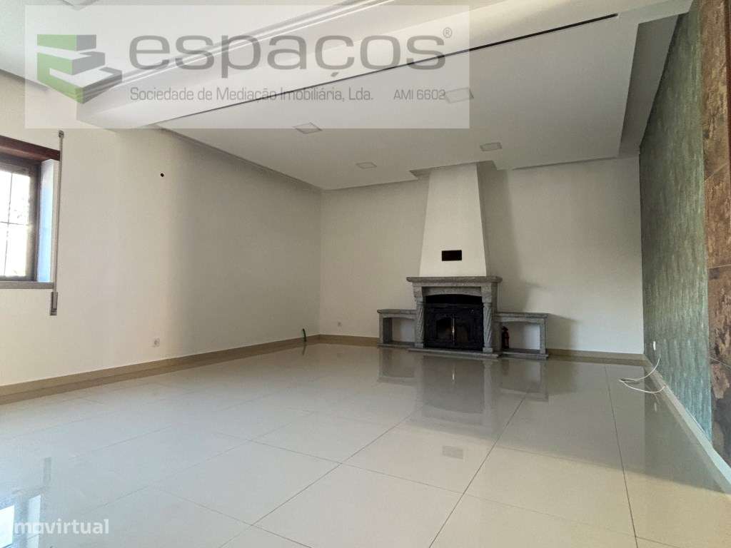 Moradia - Grande imagem: 4/24